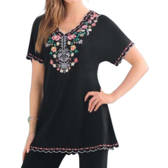Roaman's Women's Plus Size Top Floral Embroidered Tee Scalloped 1X 22/24 - Picture 1 of 12